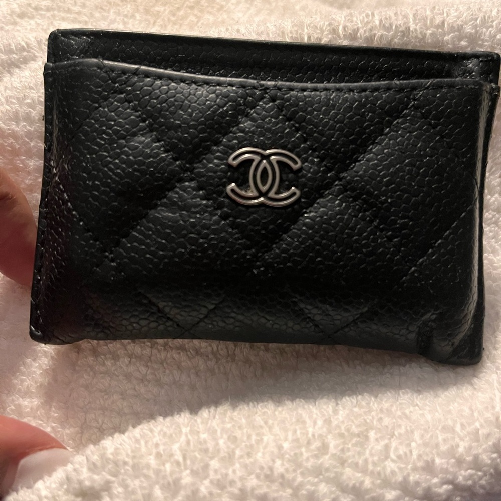 Chanel Lambskin Quilted Card
Holder Black